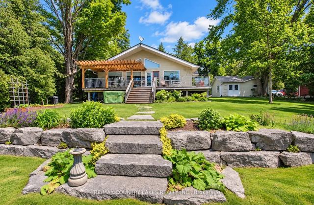 27 Hillcrest Avenue, Kawartha Lakes
