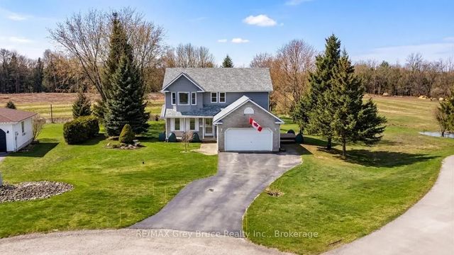112 Mary Avenue, Georgian Bluffs