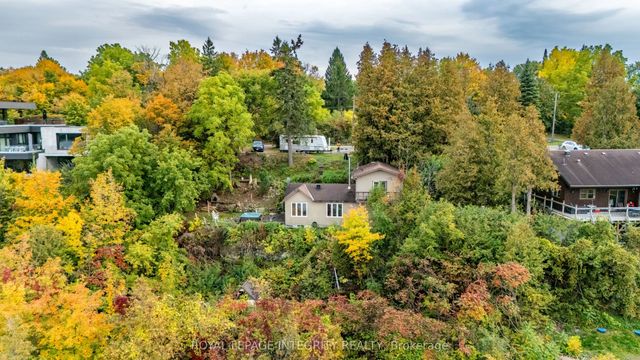1587 Lilac Lane, Orleans - Cumberland and Area