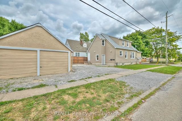 43 Cosby Avenue, St. Catharines
