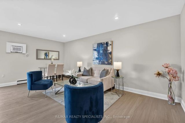 426 Queenston Street 33, St. Catharines