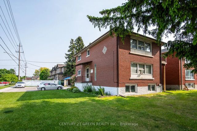 129 River Road E, Kitchener