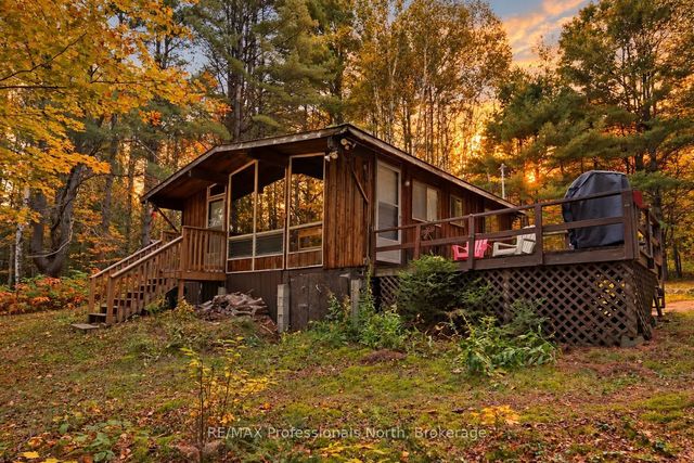 1086 Dragonfly Lane, Minden Hills