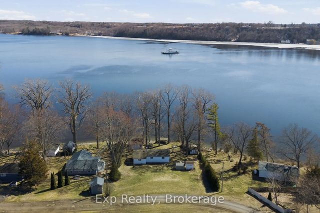 32 Quinte View Road, Greater Napanee