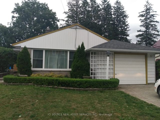 20 Johnson Street, Prince Edward County