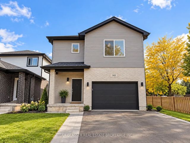 143 Marconi Court, London East