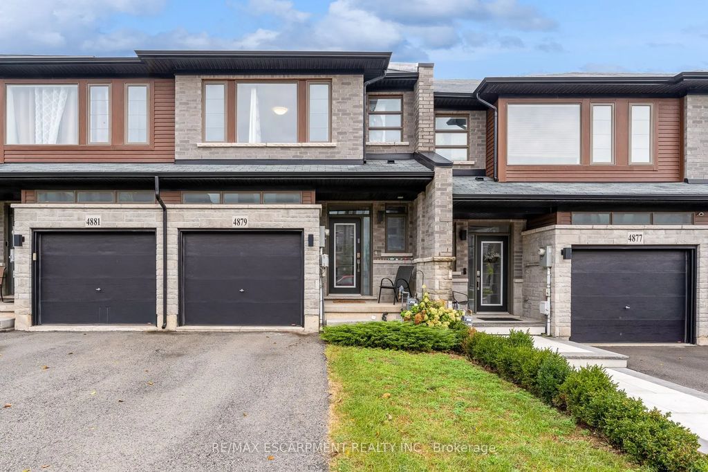 4879 Connor Drive, Lincoln