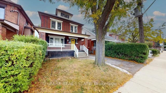 8 Balsam Avenue N 2, Hamilton