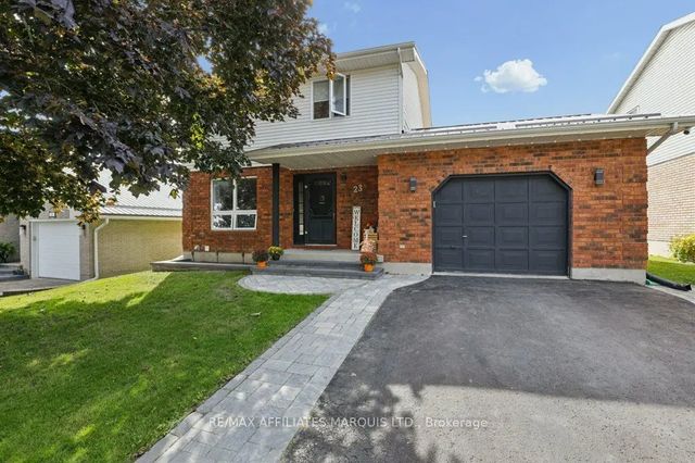23 Barnhart Drive, South Stormont