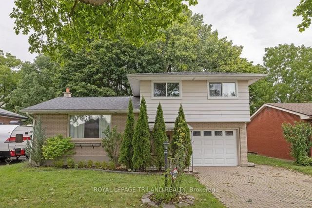 1245 Victoria Drive, London East