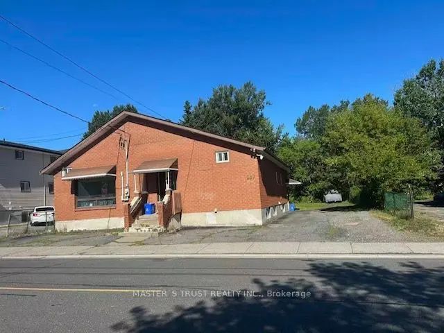 257 Leslie Street, Greater Sudbury