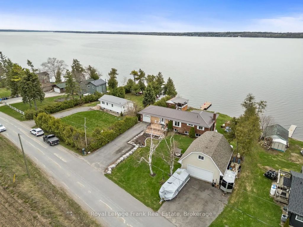 106 Starr Boulevard, Kawartha Lakes