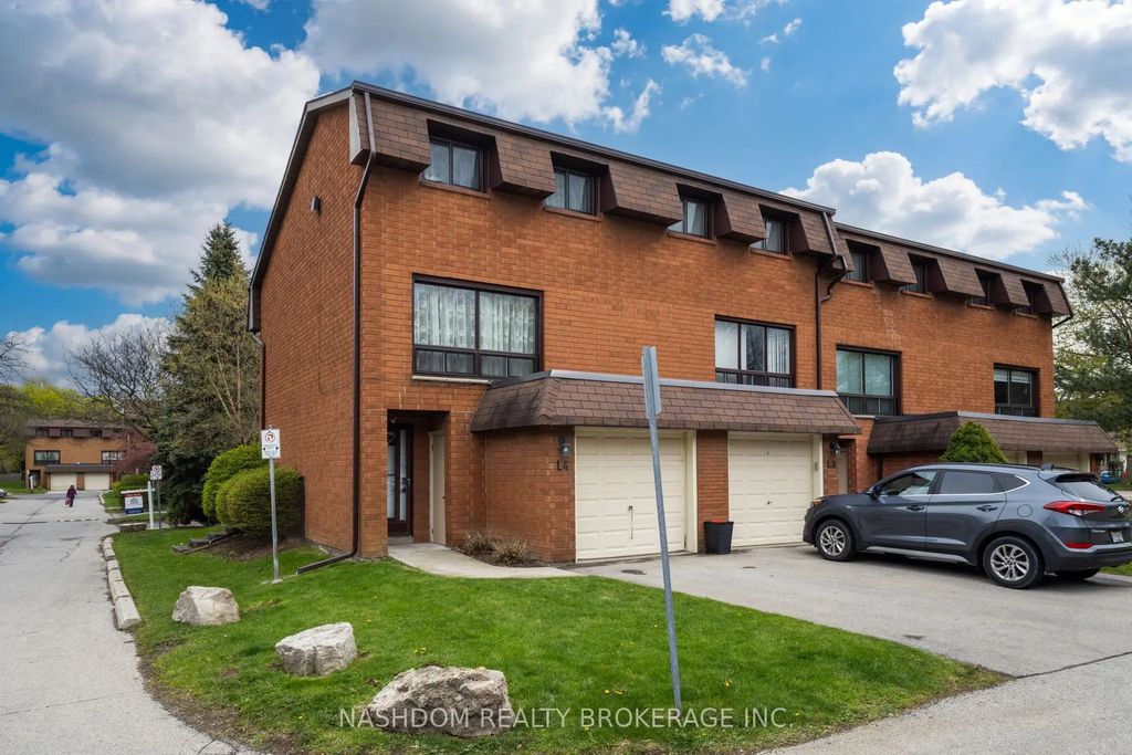 444 W Stone Church Road W L4, Hamilton