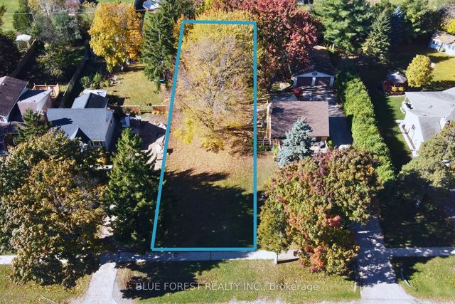 947 Dearness Drive, London South