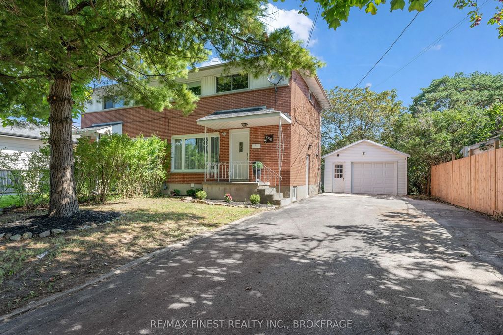 330 Meadowcrest Road, Kingston