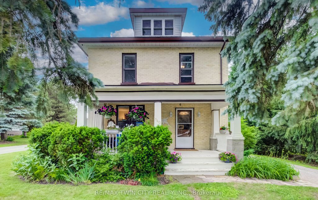 140 Shade Street, Wilmot