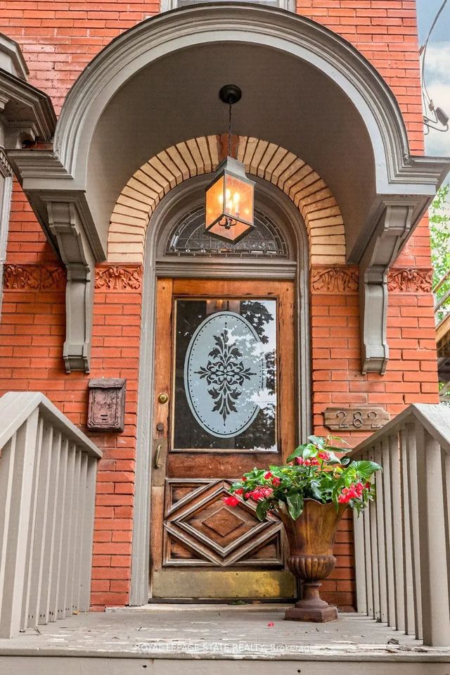 282 Hess Street S, Hamilton