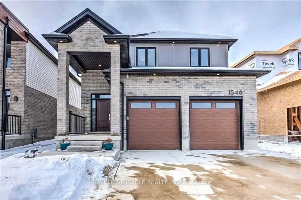 1546 Medway Park Drive, London North