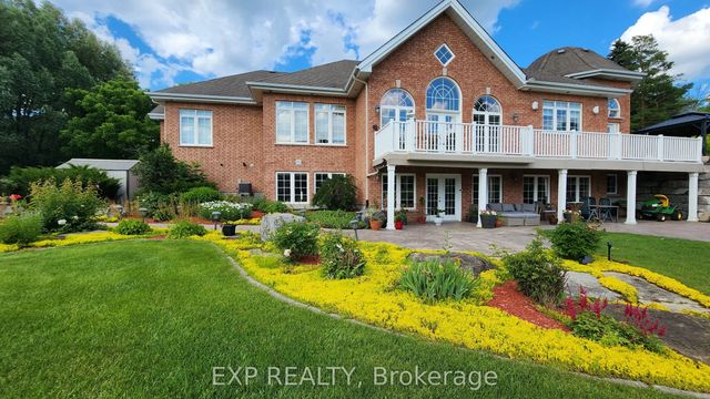 1283 Rideau Cove Court, Blossom Park - Airport and Area