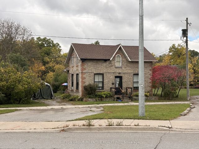87 Lindsay Street N, Kawartha Lakes