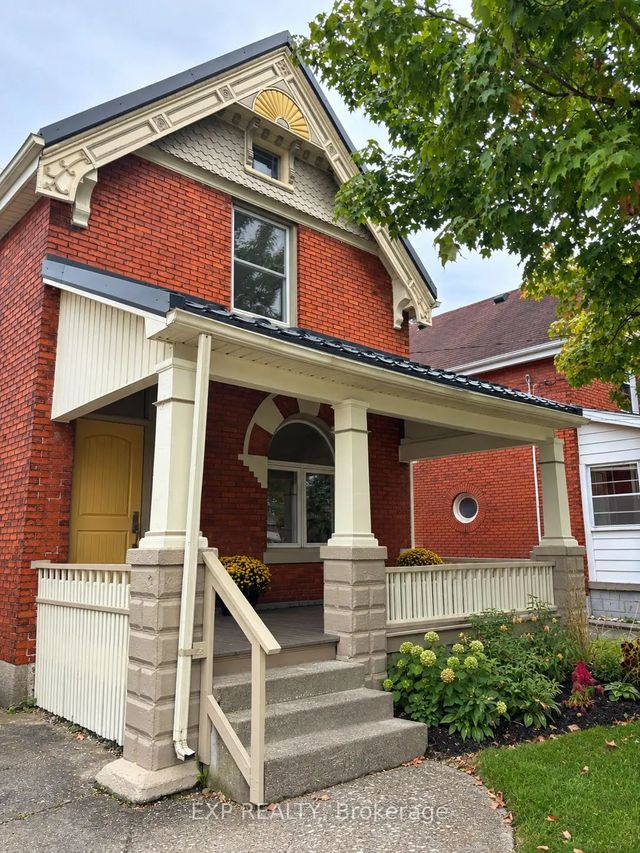 22 Hyatt Avenue, London East