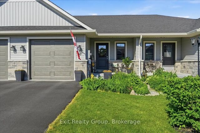 30 Sandhu Crescent, Belleville