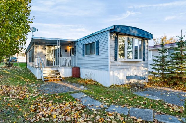 15 Mcgregor Central Drive, Otonabee-South Monaghan