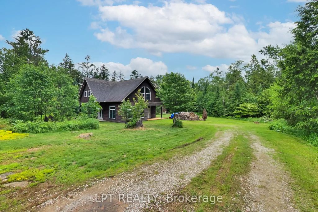 1039 Ben Lake Road E, Gravenhurst
