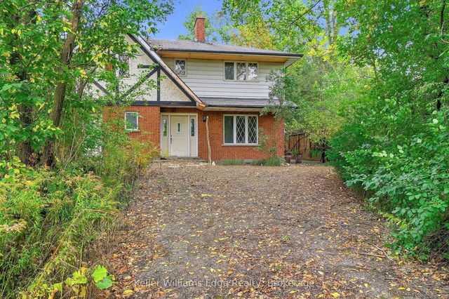 402 Rock Chapel Road, Hamilton