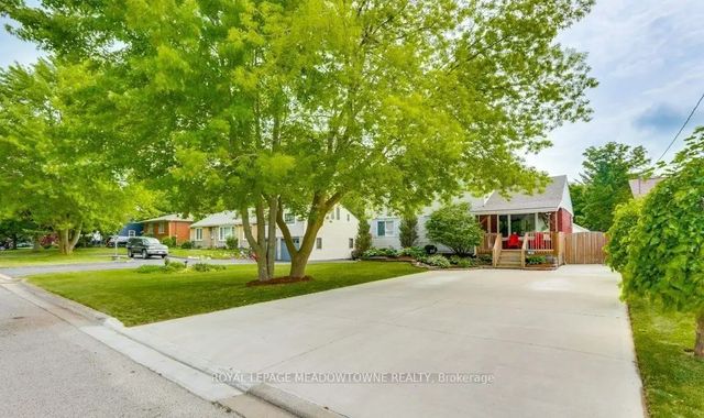 1018 Willow Drive Bsmt, London South