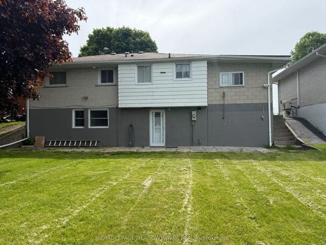 44 E Lauris Avenue E Lower, Cambridge