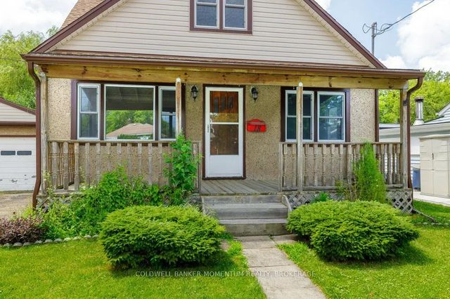 18 Pietz Avenue, Welland