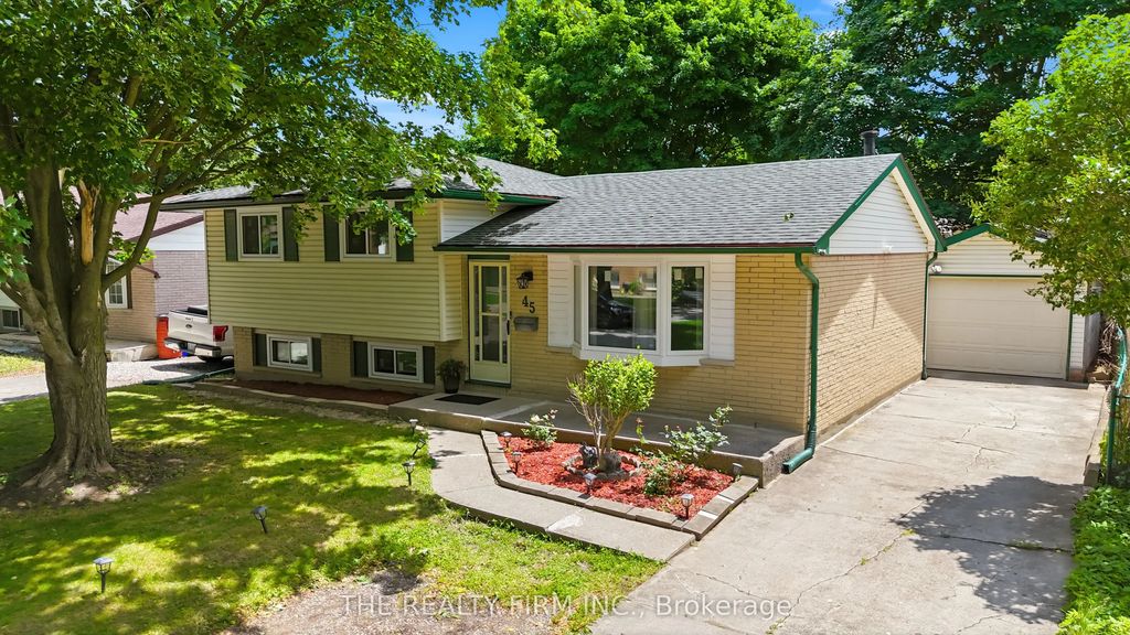 45 Amy Crescent, London East