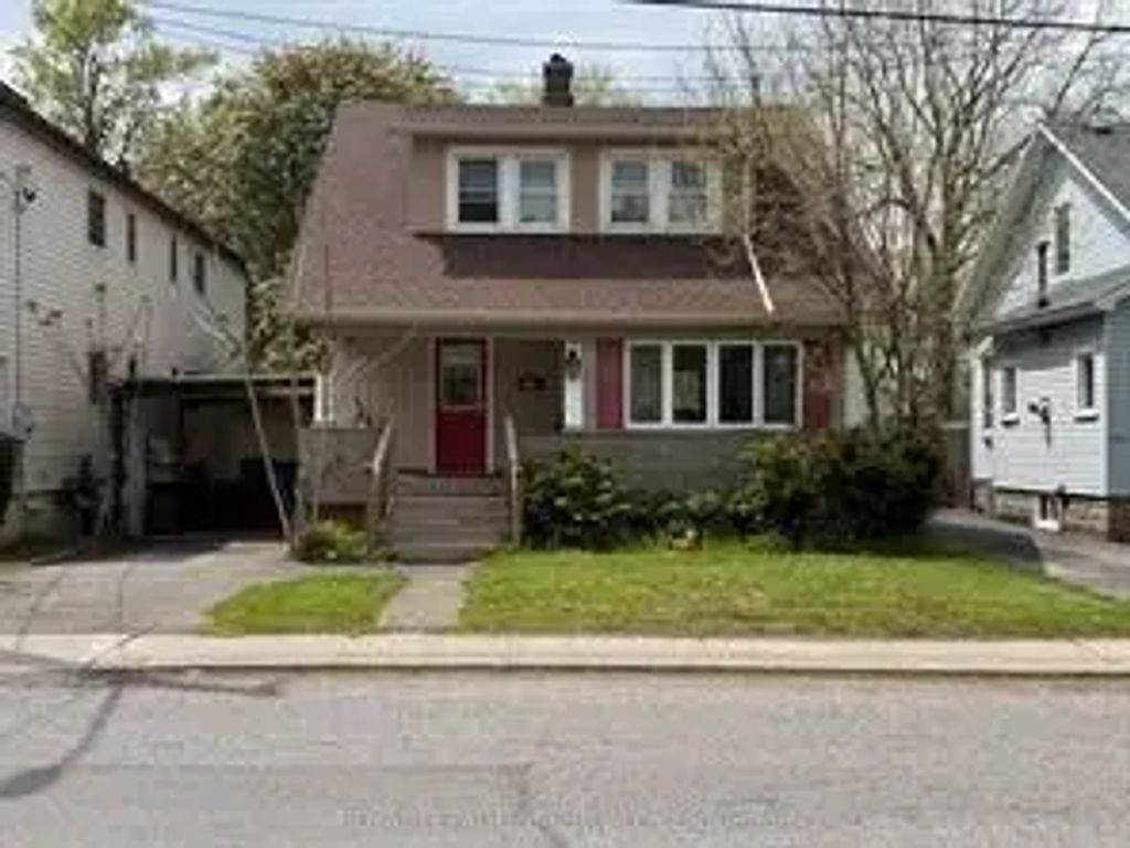 5715 Highland Avenue, Niagara Falls
