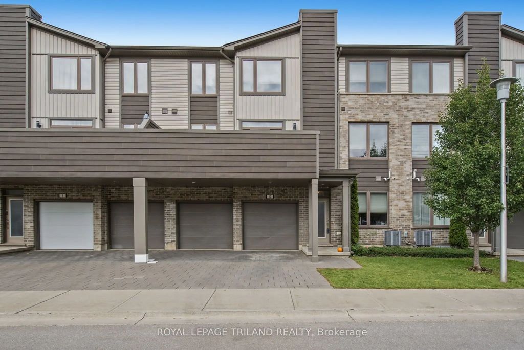 1960 Dalmagarry Road 10, London North