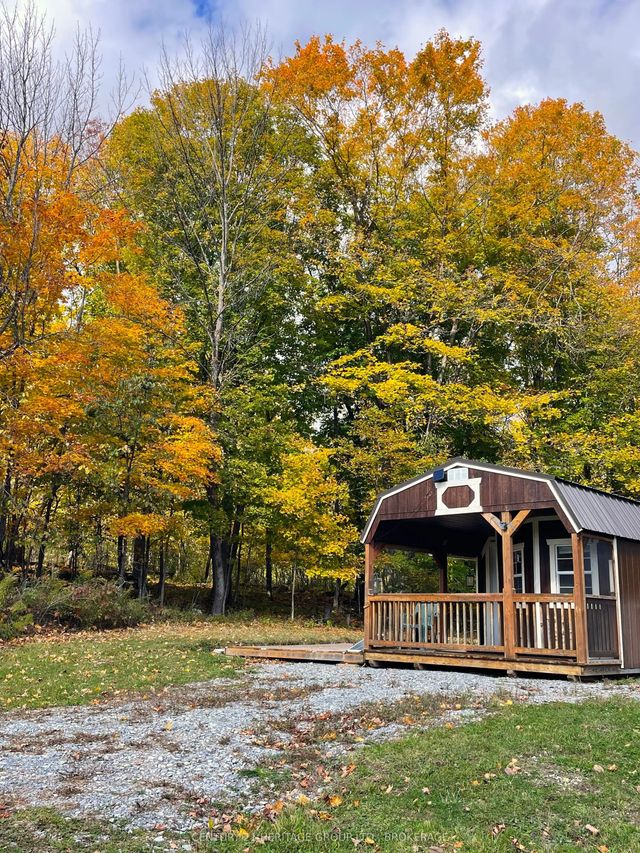 Burnt Hills Road, Frontenac