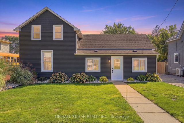 120 Queen Street E, Norfolk