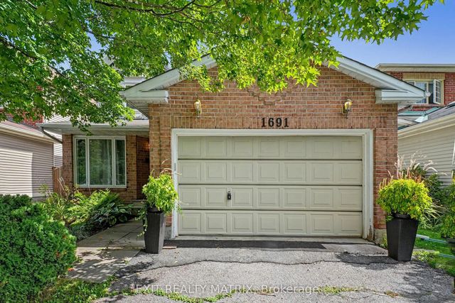 1691 Hunters Run Drive, Orleans - Convent Glen and Area