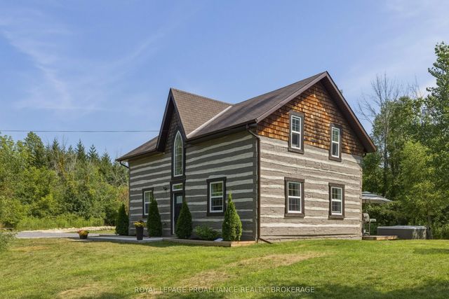 418 Highway 32 N/a, Front of Leeds & Seeleys Bay
