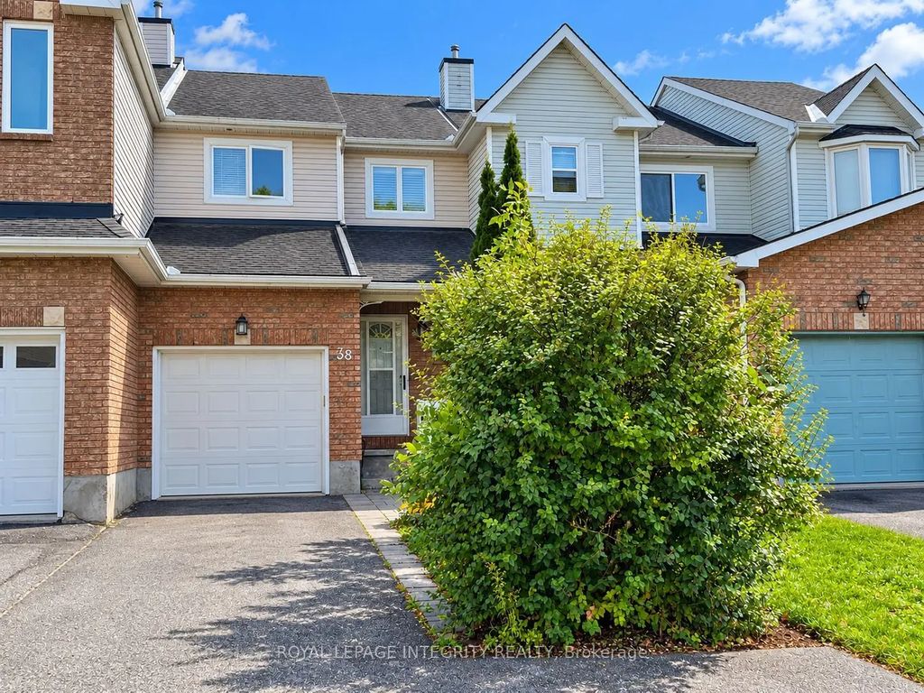 38 Redpath Drive, Barrhaven