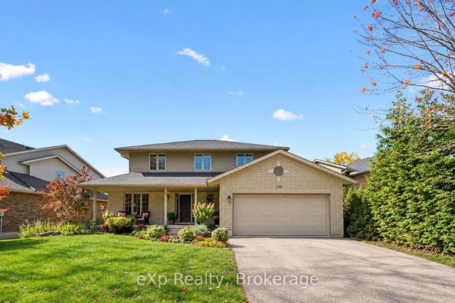 128 Keating Drive, Centre Wellington