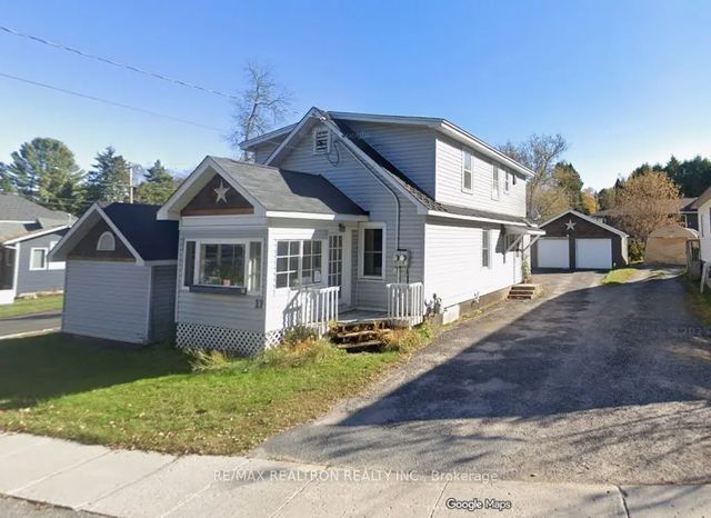 17 Florence Street W Main Floor, Huntsville