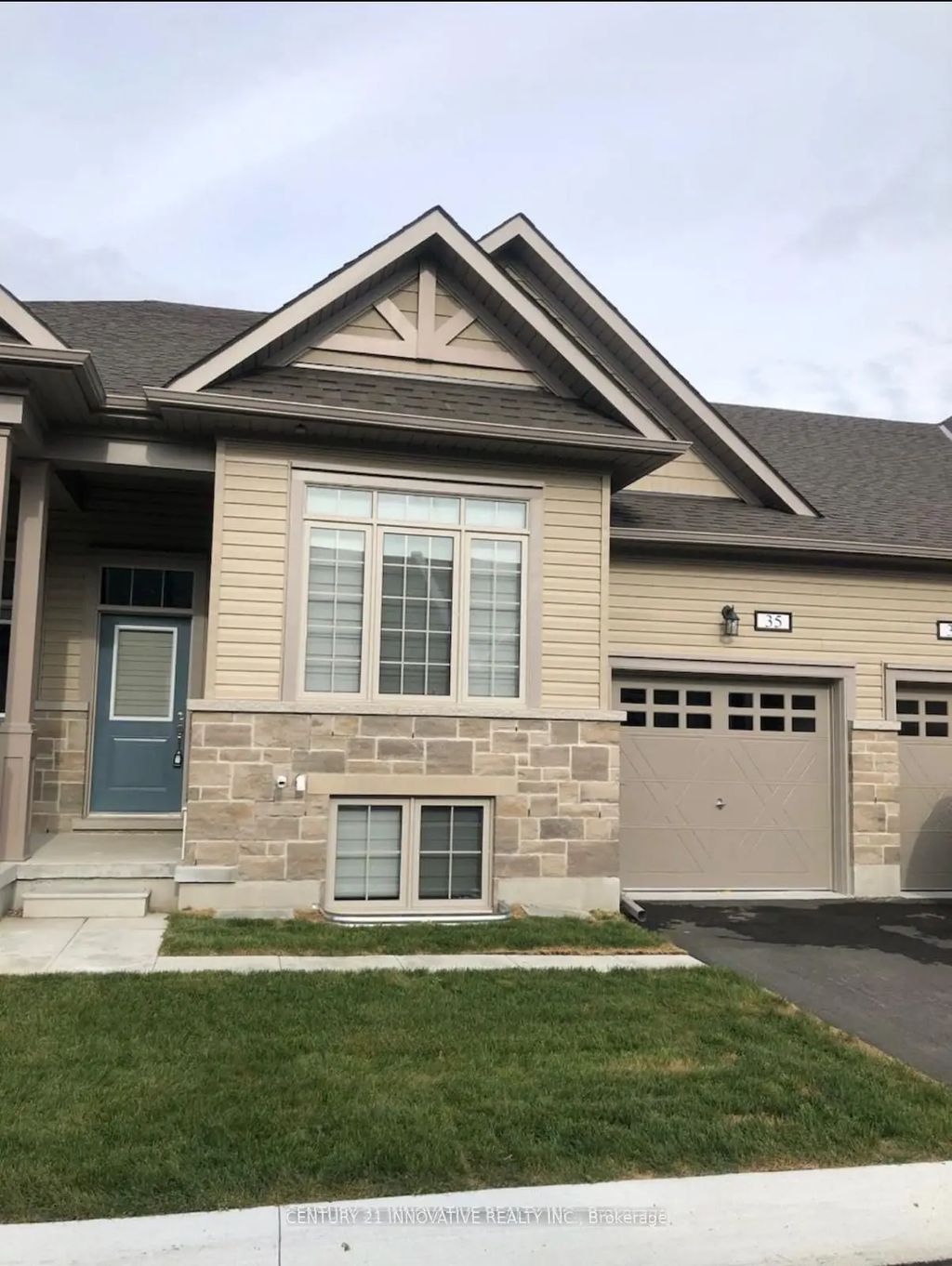 17 Lakewood Crescent S 35, Kawartha Lakes