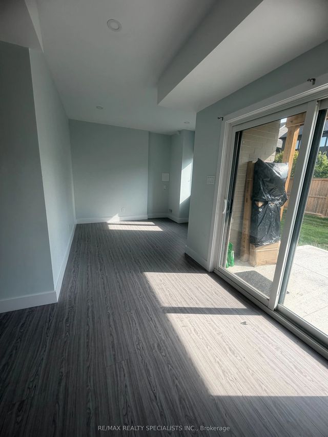 45 Ferris Circle Lower, Guelph