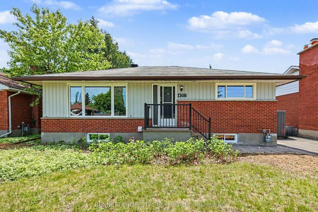 1308 Rustic Drive, Parkway Park - Queensway Terrace S and Area