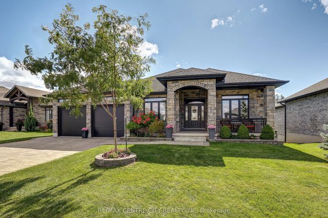 151 Robin Ridge Drive, Central Elgin