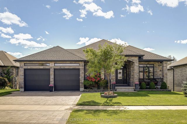 151 Robin Ridge Drive, Central Elgin