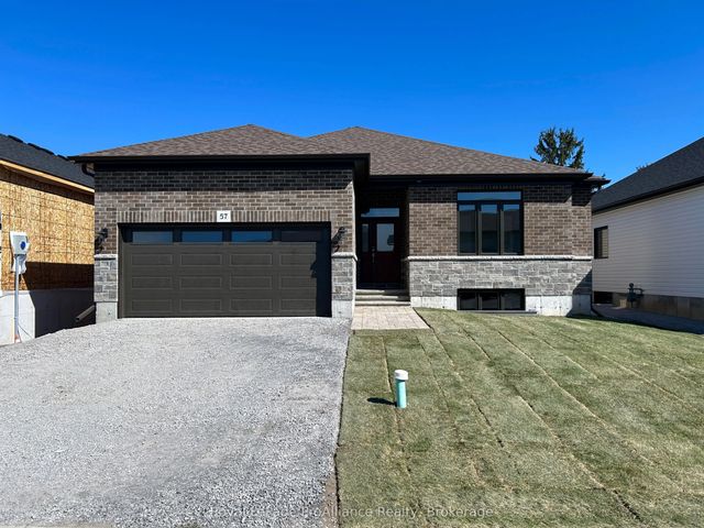 57 Cottonwood Drive, Belleville