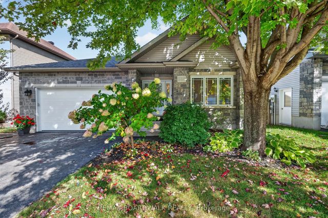 35 Honore Crescent, The Nation