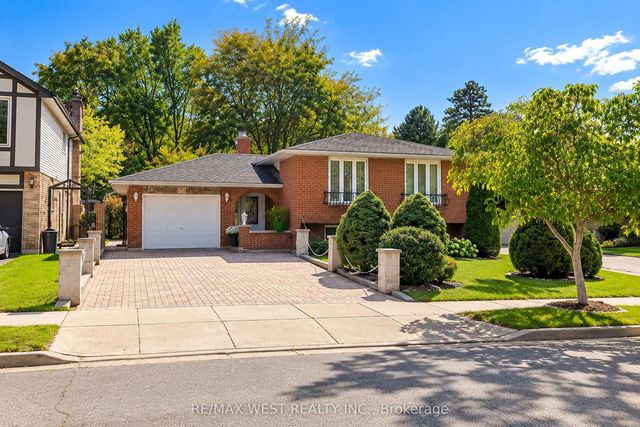 34 Glen Castle Drive, Hamilton